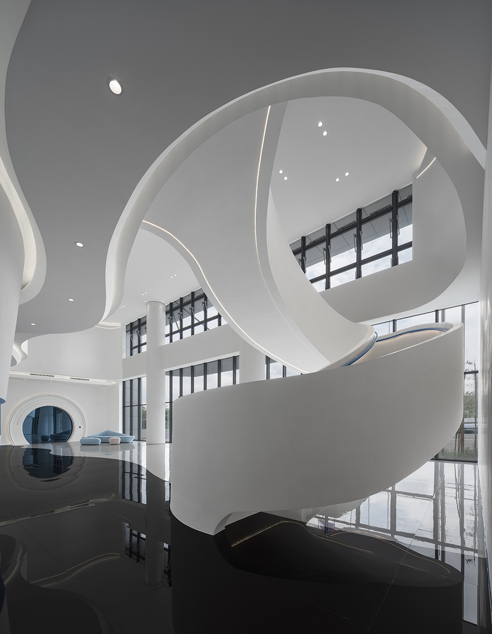 科技工业园10m挑高办公室